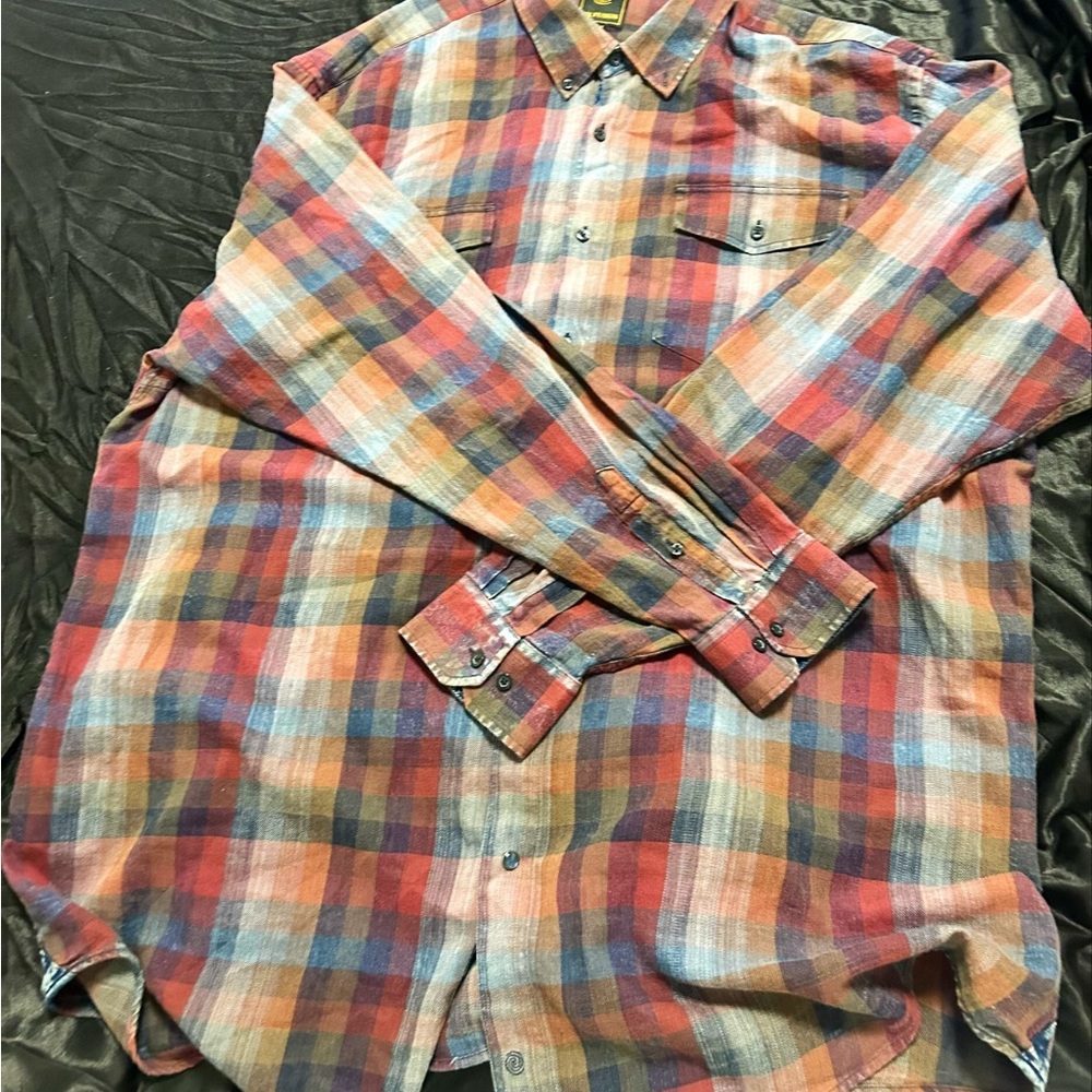 Red and Blue Casual Button Down Shirt with Traditional Collar